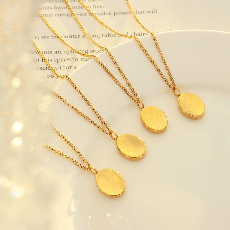 Design Sense Exquisite Geometric Oval Pendant Necklace Versatile Personality Fashion Light Luxury Titanium Steel Gold Plated Clavicle Chain