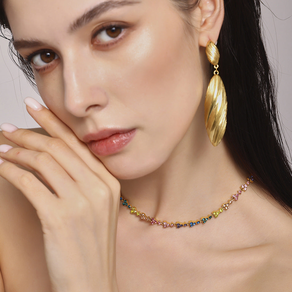 Medieval vintage striped long shell pendant earrings temperament fashionable stainless steel plated 18k gold earrings 99