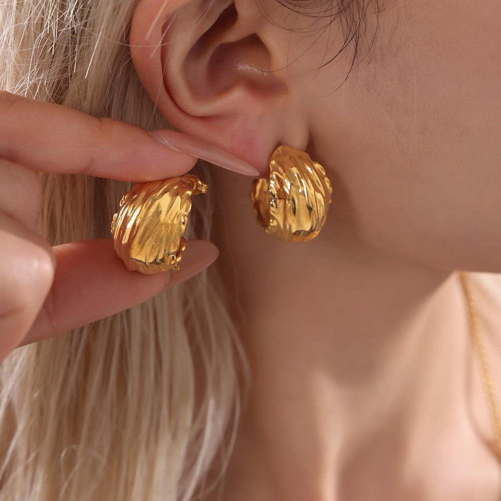 Niche pleated texture C-shaped earrings lava fashion stainless steel casting PVD plated earrings 99