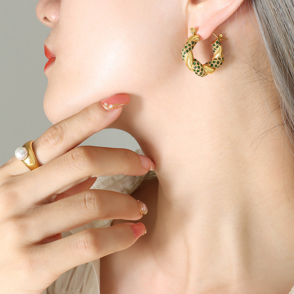 Stylish and simple U-shaped titanium steel gold-plated zircon twist earrings do not fade light luxury temperament ear jewelry