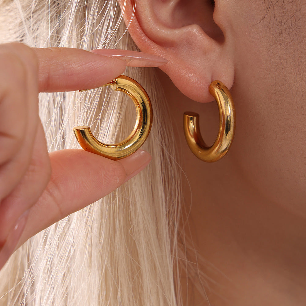 Elegant minimalist C-shaped earrings French plated 18K gold temperament ring glossy earrings earrings