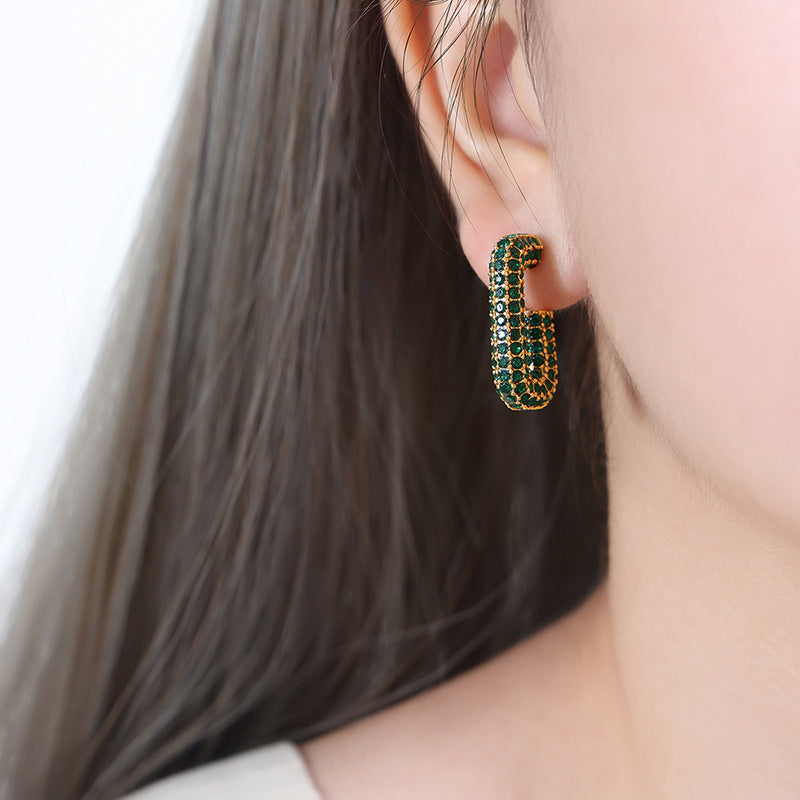 Fashion commuter niche personality inlaid multi-color Czech diamond geometric G-shaped design sense dopamine titanium steel earrings 99