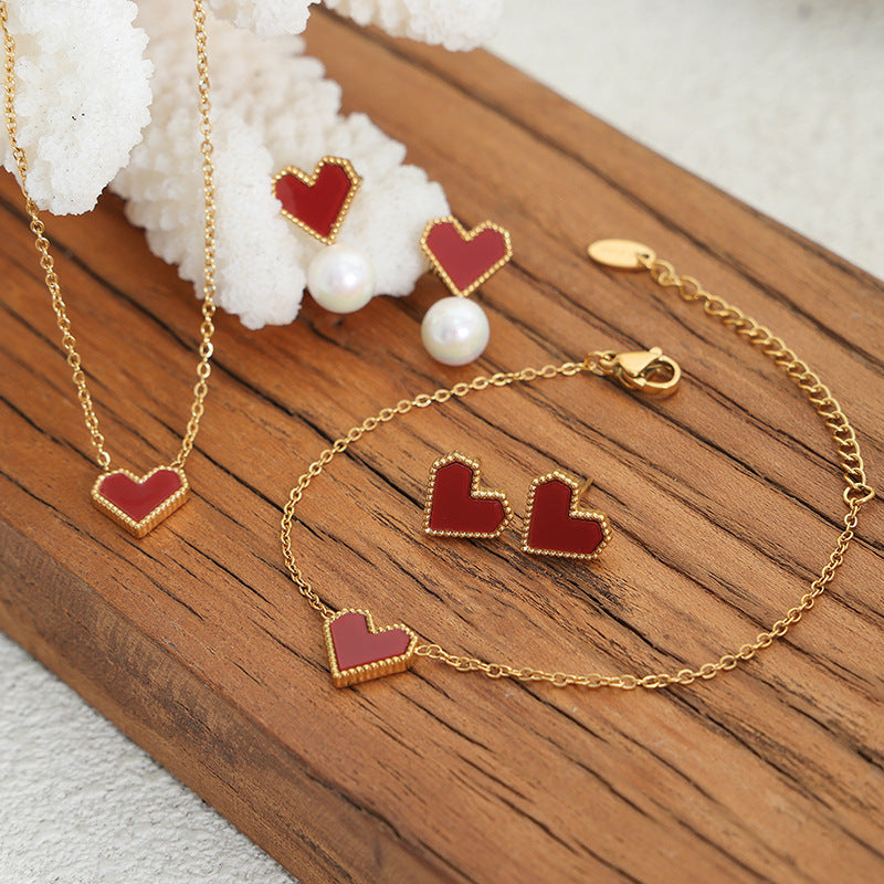 Light luxury love natural shell elegant exquisite titanium steel plated 18K gold women's jewelry set decoration