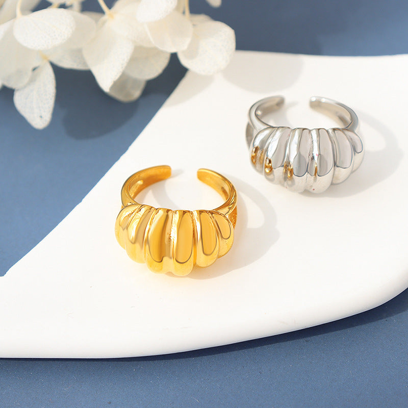 Niche metal horn titanium steel ring, thread creative design electroplating personalized opening ring