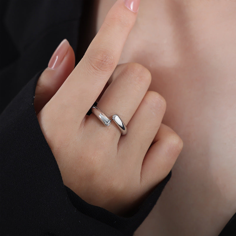 Niche design sense cold wind simple personality light luxury inlaid zircon titanium steel non-fading ring jewelry women