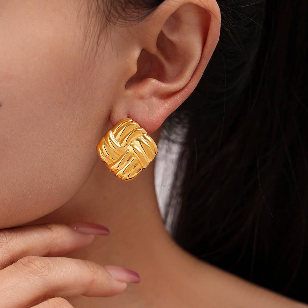 Fashion personality square oblique stripe stainless steel plated 18k gold stud earrings combination spot