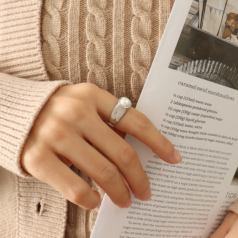 = Retro style niche design imitation pearl ring female, titanium steel plated 18K gold open single ring manufacturer wholesale pp