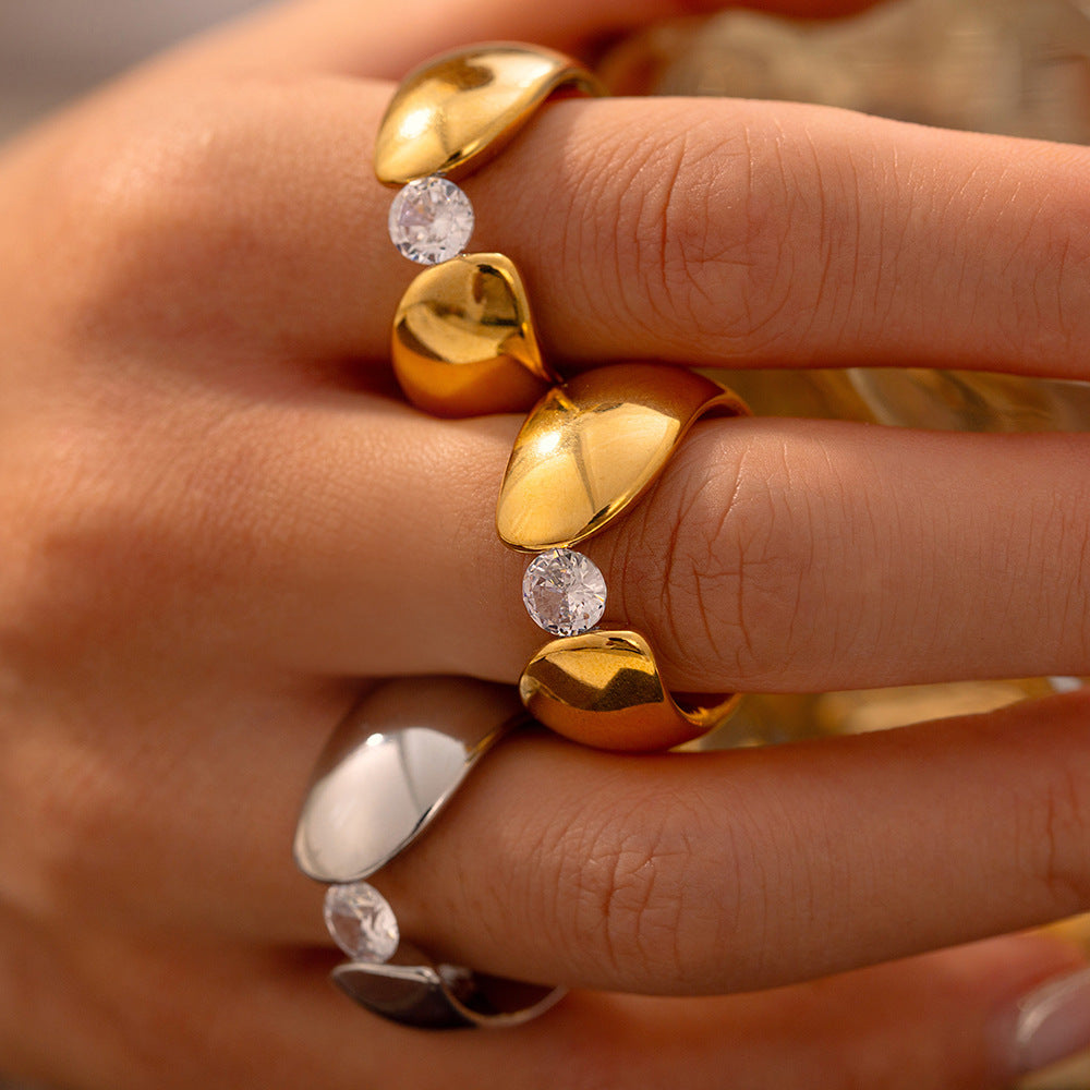 New wide-edge clip zircon smooth ring retro niche design titanium steel plated 18k gold jewelry pp