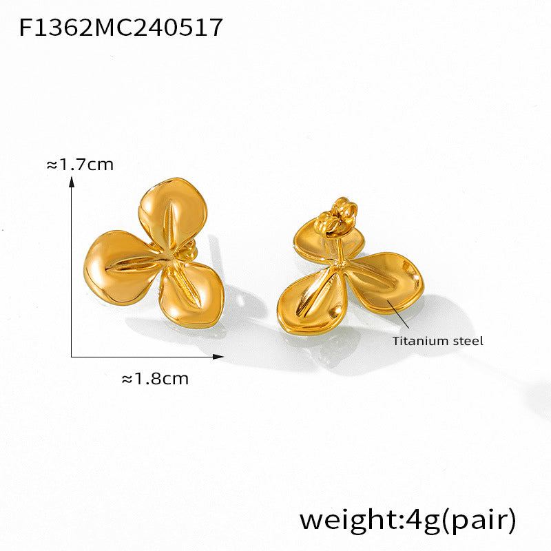 Popular stainless steel exaggerated flower earrings women's French fashion light luxury personalized small flower stud earrings