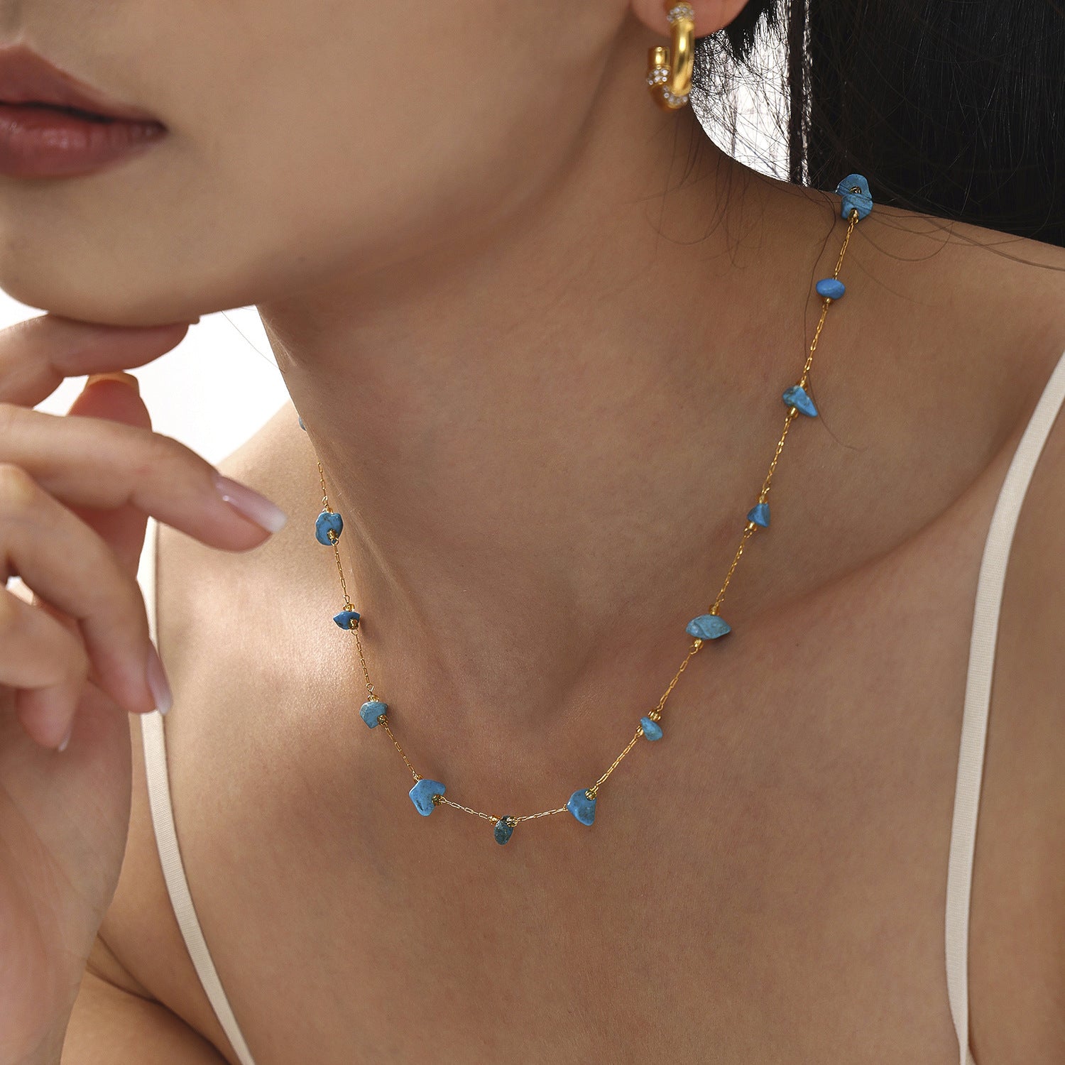 Candy color natural stone collarbone necklace niche design sense titanium steel color retention sweet neck chain jewelry women