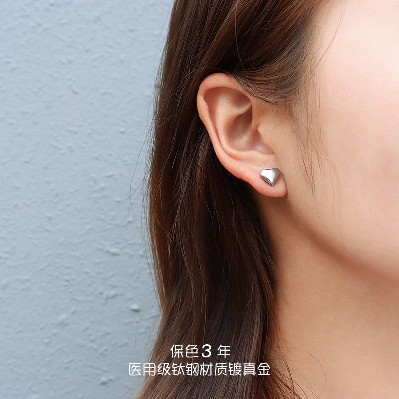 Accessories, Love Peach Heart Earrings Fashion Temperament Heart Earrings Women, Titanium Steel 18k Gold F40899