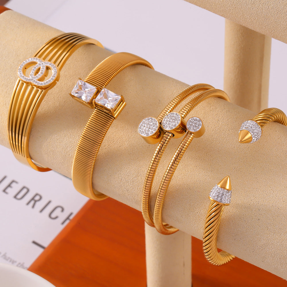 Hot-selling niche personalized light luxury jewelry with diamond design sense geometric multi-layer titanium steel temperament versatile bracelet