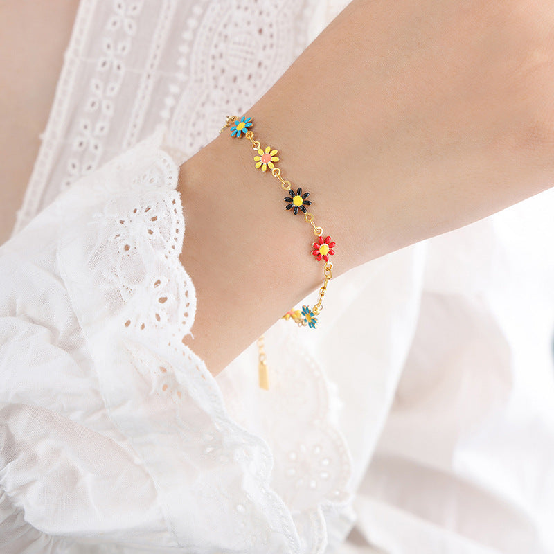 New niche personalized dopamine dripping oil small daisy chain design simple and versatile titanium steel gold-plated jewelry