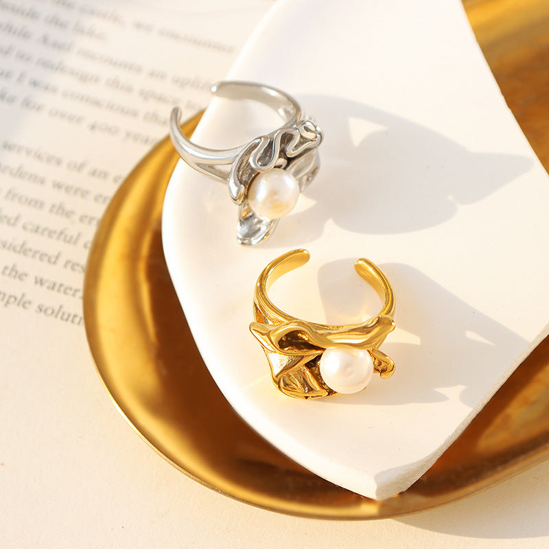 Tide brand designer European and American style fashionable pleated lava ring women's irregular titanium steel gold-plated pearl ring