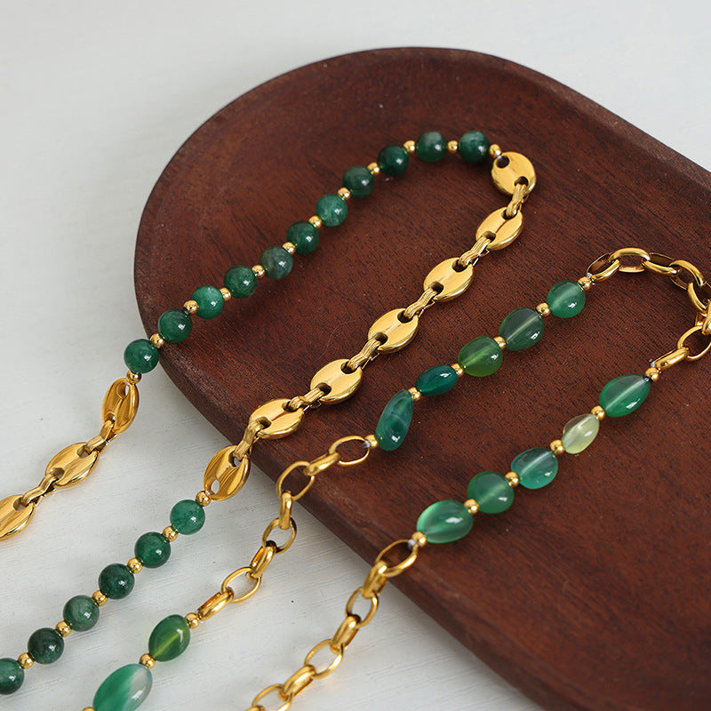 New European high-end light luxury personalized niche titanium steel gold-plated natural crystal stone necklace jewelry p