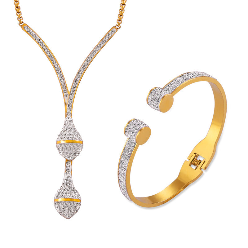 Hepburn style temperament elegant light luxury style niche jewelry gypsy star diamond-set design titanium steel gold-plated jewelry set