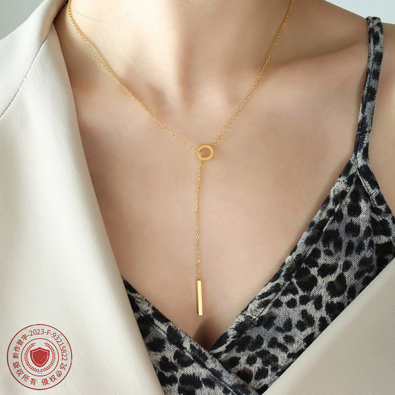Clavicle chain cold wind pull clavicle chain niche necklace titanium steel 18K gold retro fringed necklace female pp