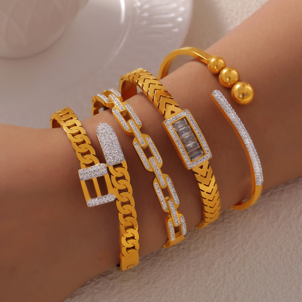 Simple personality niche geometric chain modeling jewelry hollow diamond design titanium steel gold-plated bracelet pp