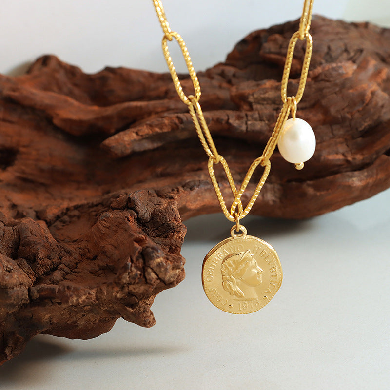 Trendy Hip Hop Retro Classic Portrait Round Brand Freshwater Pearl Pearl Pendant Necklace Hot Selling Jewelry
