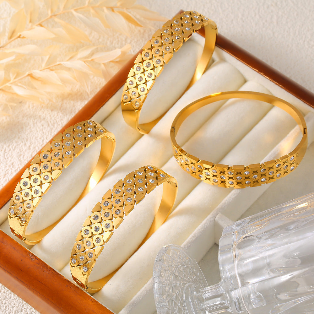 Chic style fashionable simple elegant versatile titanium steel gold-plated jewelry geometric hollow design sense diamond-encrusted versatile bracelet pp