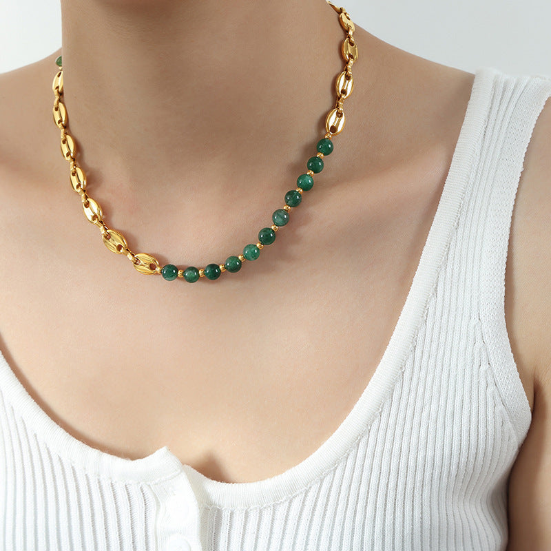 New European high-end light luxury personalized niche titanium steel gold-plated natural crystal stone necklace jewelry p