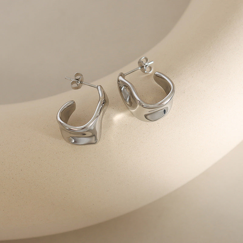 New stylish and simple ins wind irregular C-shaped special-shaped geometric earrings titanium steel gold-plated stud earrings ear jewelry