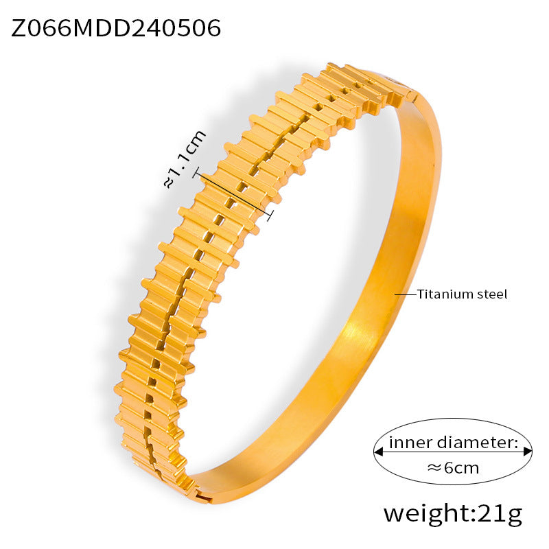 Fashion commuting Simple personality Versatile jewelry Geometric texture Design sense Diamond dripping titanium steel gold-plated bracelet