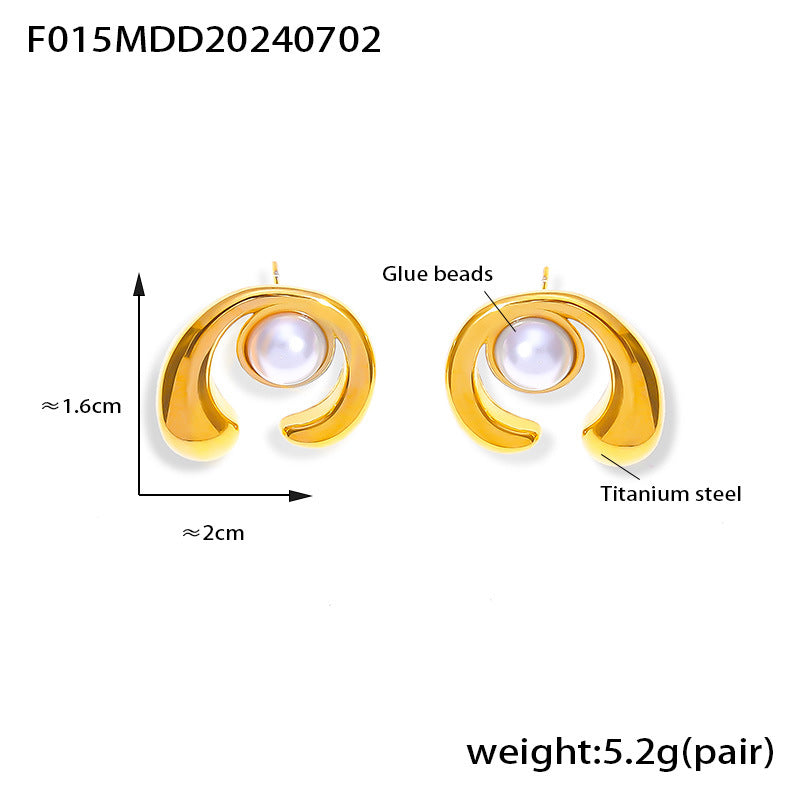 Elegant temperament Gentle personality Versatile jewelry C-shaped inlaid bead design titanium steel gold-plated earrings