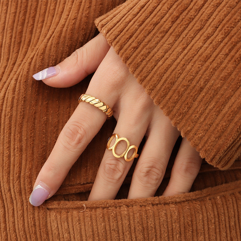 Cold wind light luxury fashion geometric plain ring, titanium steel plated 18K real gold retro hand jewelry 99