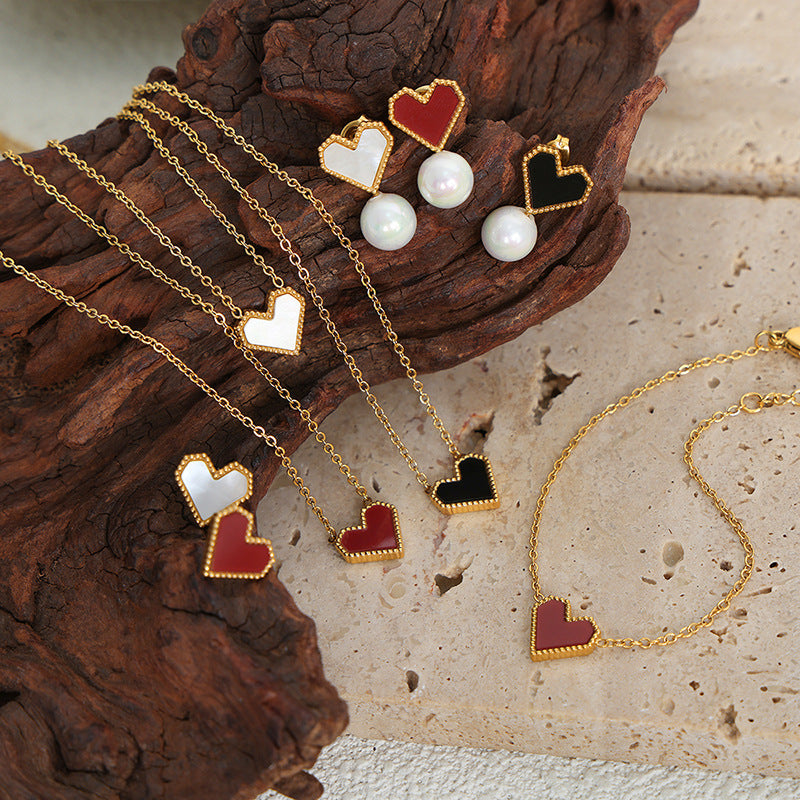 Light luxury love natural shell elegant exquisite titanium steel plated 18K gold women's jewelry set decoration