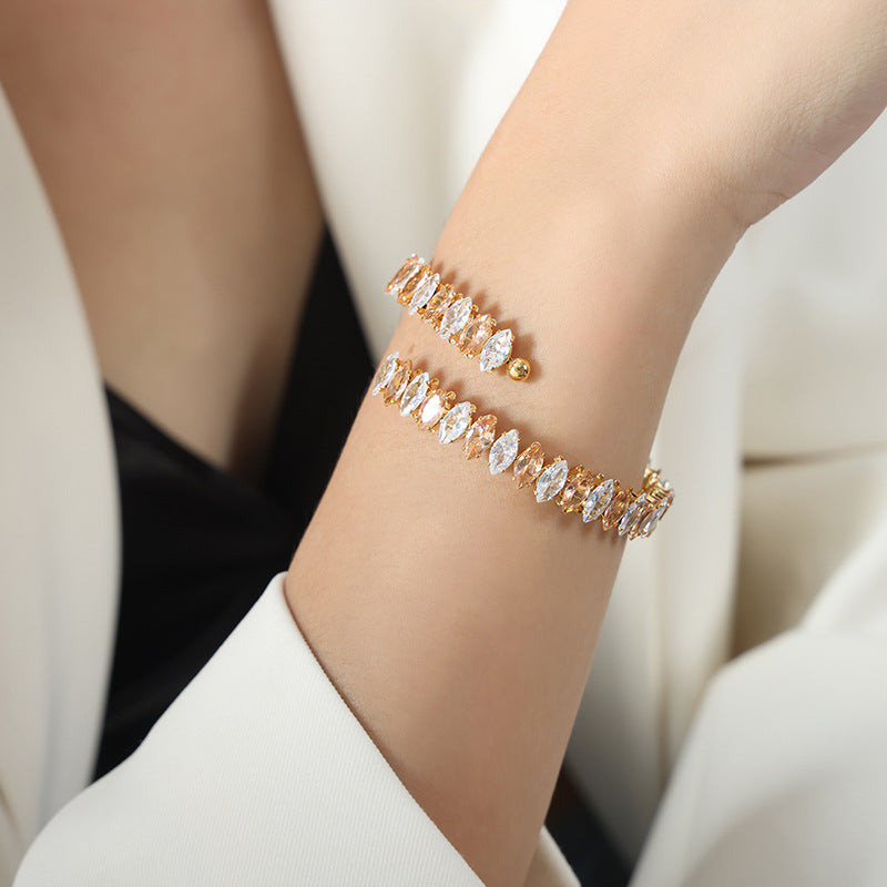 New high-end fashion personalized niche design light luxury inlaid with colored zircon bracelet jewelry women