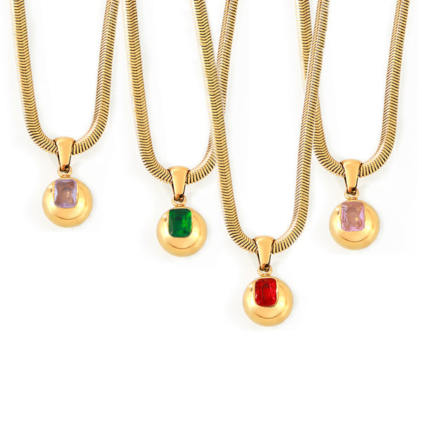 Fresh, simple and elegant personalized blade chain jewelry round brand pendant inlaid with colored zirconium design titanium steel necklace pp