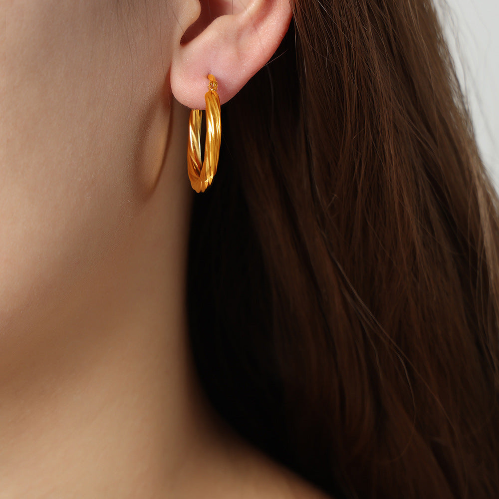 No fading, exaggerated circle, smooth surface, exaggerated large earrings, summer earrings, titanium steel hair accessories, women's 99