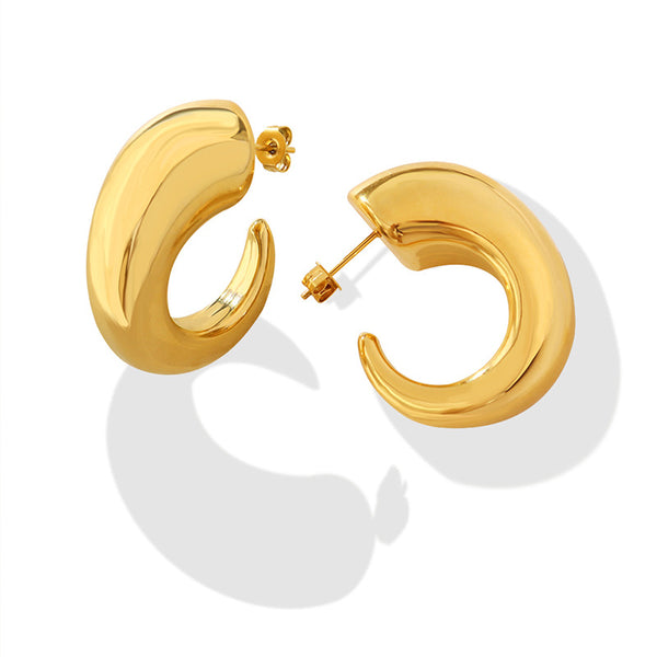 Autumn and winter new niche C-shaped geometric earrings metal cold wind earrings titanium steel plated 18K real gold ear jewelry