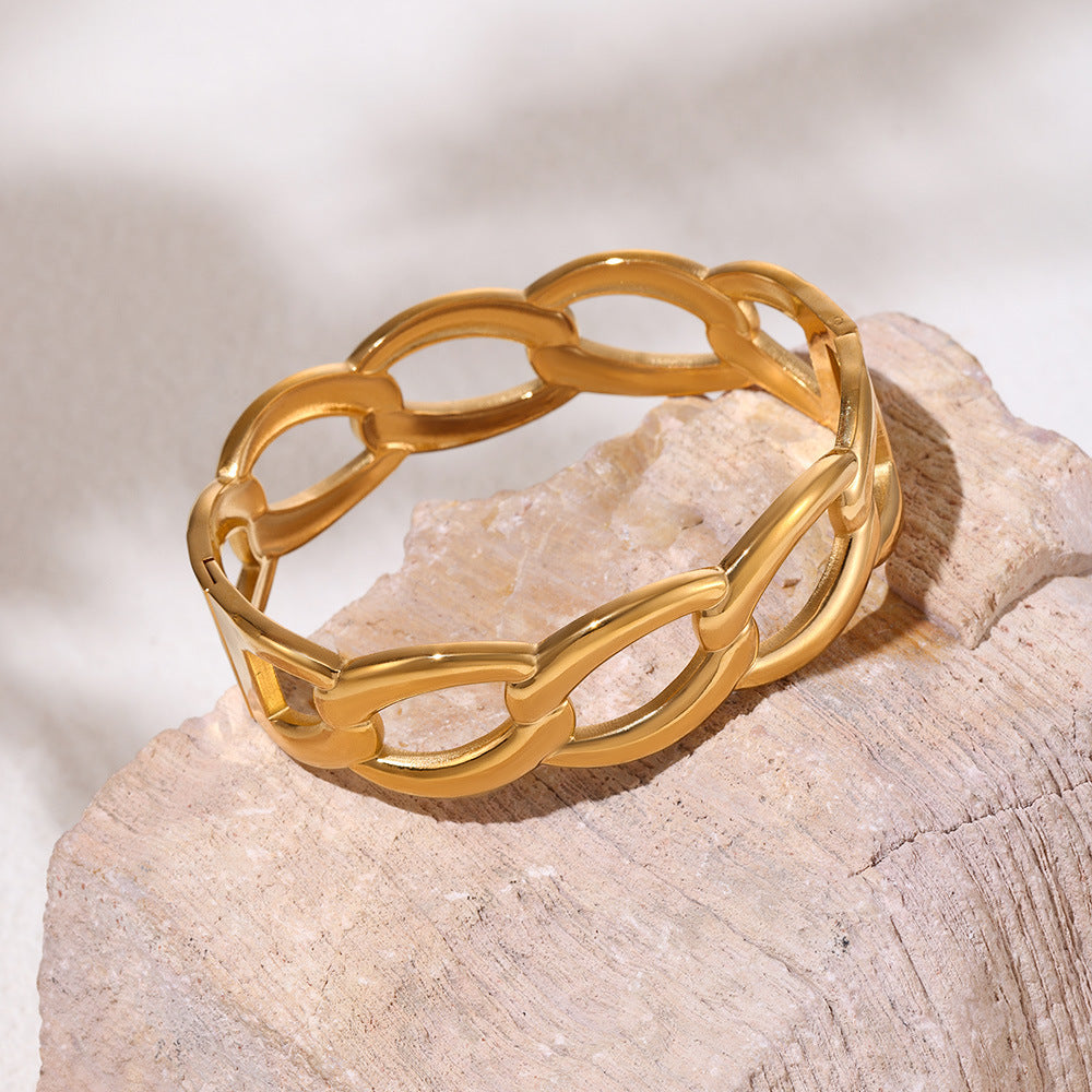 Stainless steel PVD electroplated 18K real gold interlocking bracelet simple fashion trend bracelet spot 99