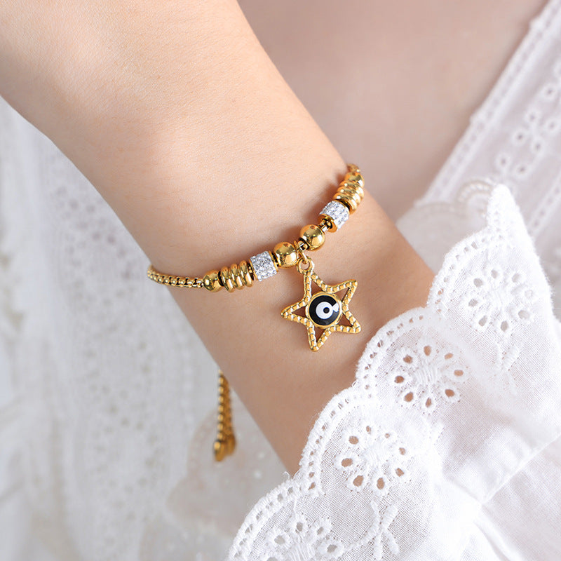 Retro personality versatile all kinds of exaggerated eye pendant titanium steel bracelet women's jewelry spot wholesale pp