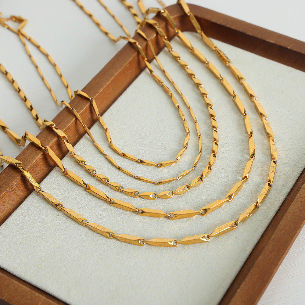 New high-end cold wind niche simple fashion versatile temperament titanium steel gold-plated personalized necklace jewelry