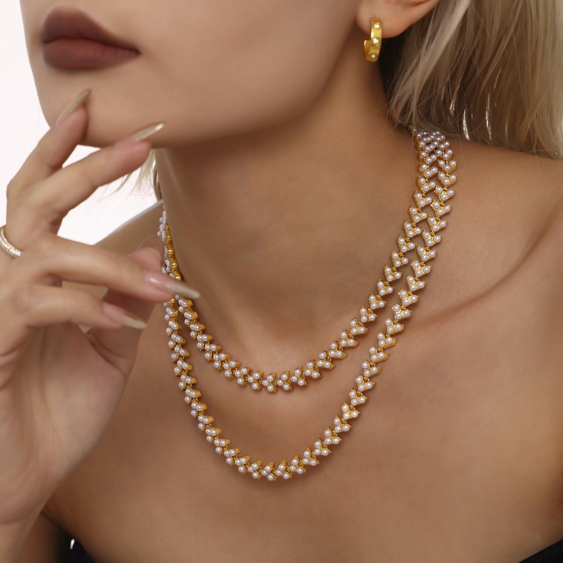 Exquisite bead necklace hand-assembled heavy industry high version stainless steel electroplating 18k real gold spot