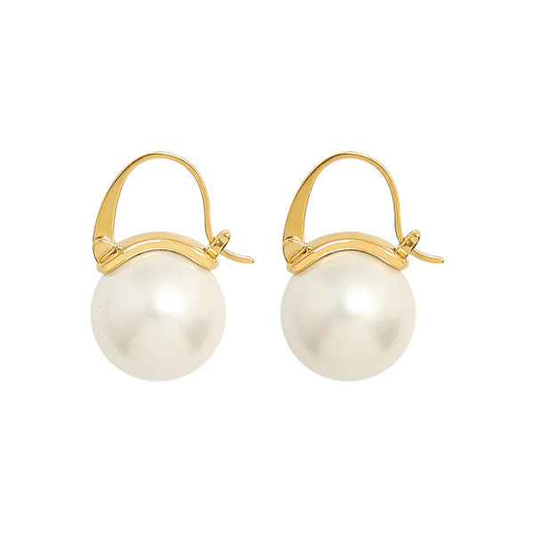 Cold wind light luxury exaggerated imitation pearl earrings women's titanium steel plated 18K real gold ear jewelry F36999