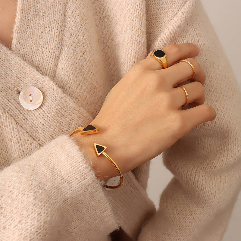 Open soft wire high elasticity versatile triangular square black shell bracelet, titanium steel plated 18K real gold jewelry