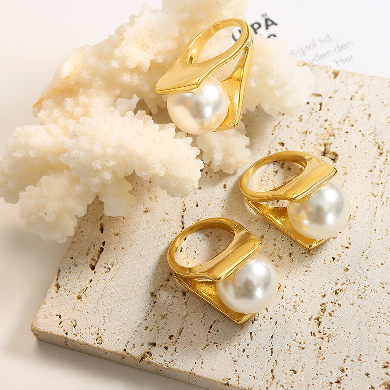 Y-shaped imitation pearl Italian designer unique style ring female exaggerated personality titanium steel plated 18k gold A166