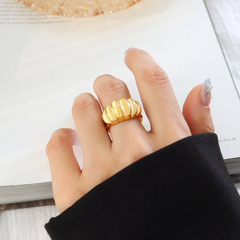 Niche metal horn titanium steel ring, thread creative design electroplating personalized opening ring