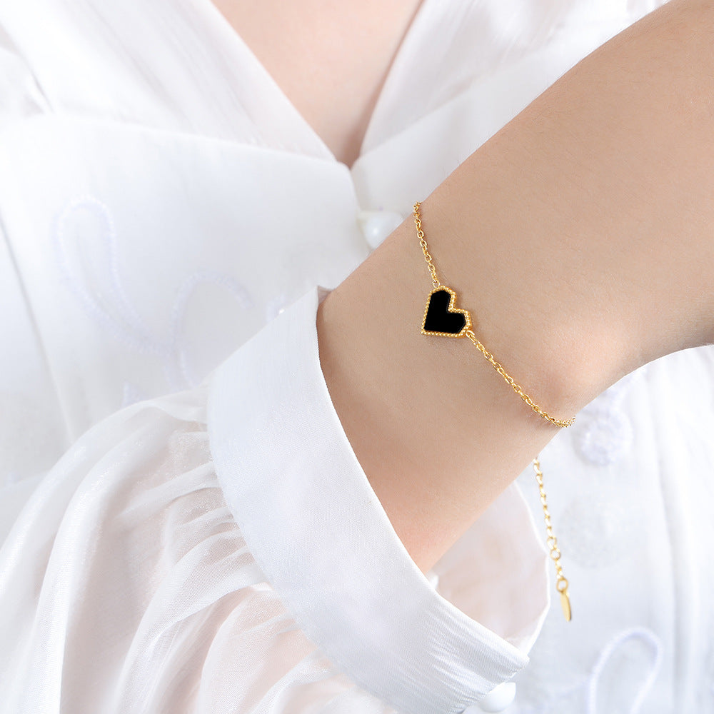 Light luxury love natural shell elegant exquisite titanium steel plated 18K gold women's jewelry set decoration