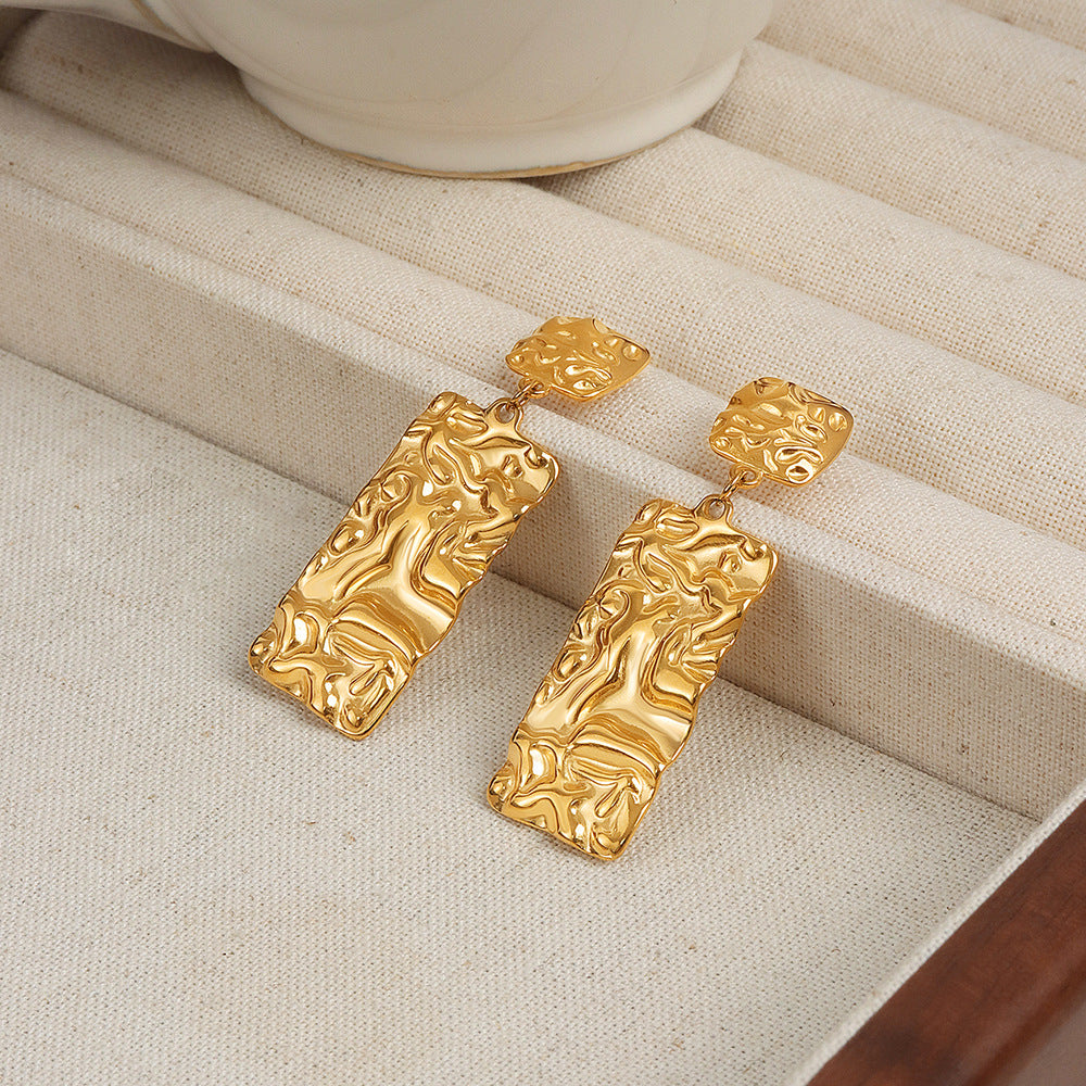 New personalized retro design titanium steel gold-plated long square pleated earrings women's earrings wholesale