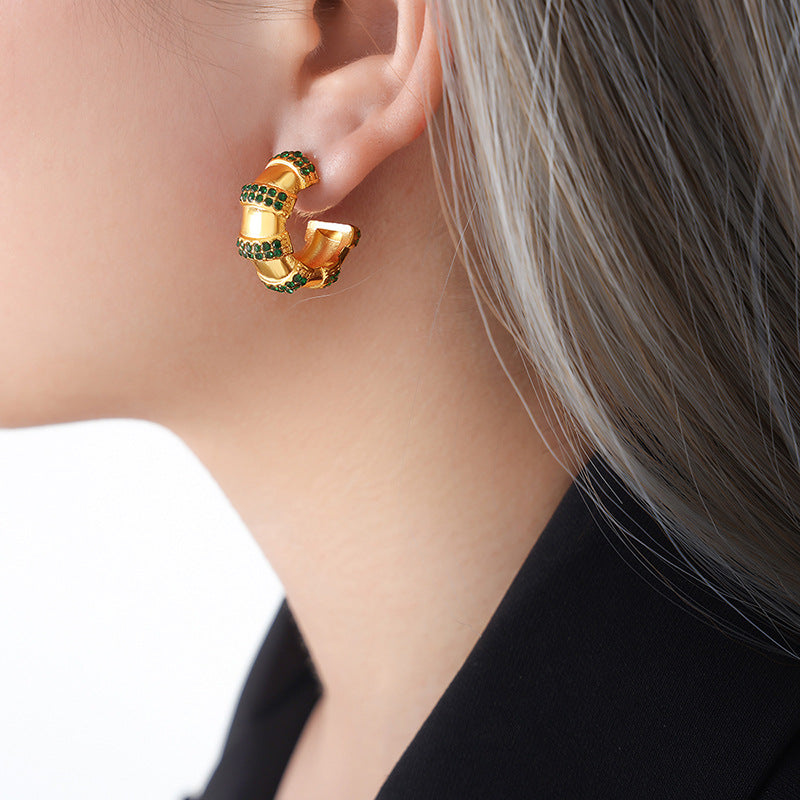= New jewelry does not fade titanium steel electric inlaid rhinestone C-shaped earrings casual style temperament retro style earrings pp