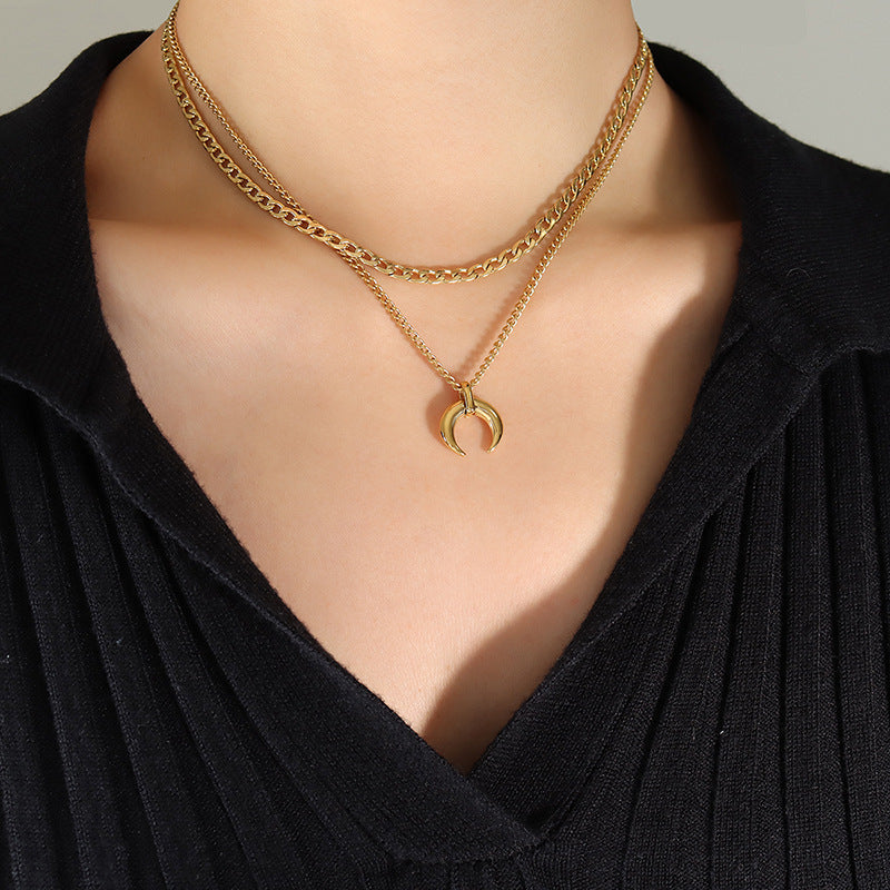 Hip-hop three-layer stacked necklace moon lion round brand pendant collarbone chain titanium steel plated 18K gold jewelry pp