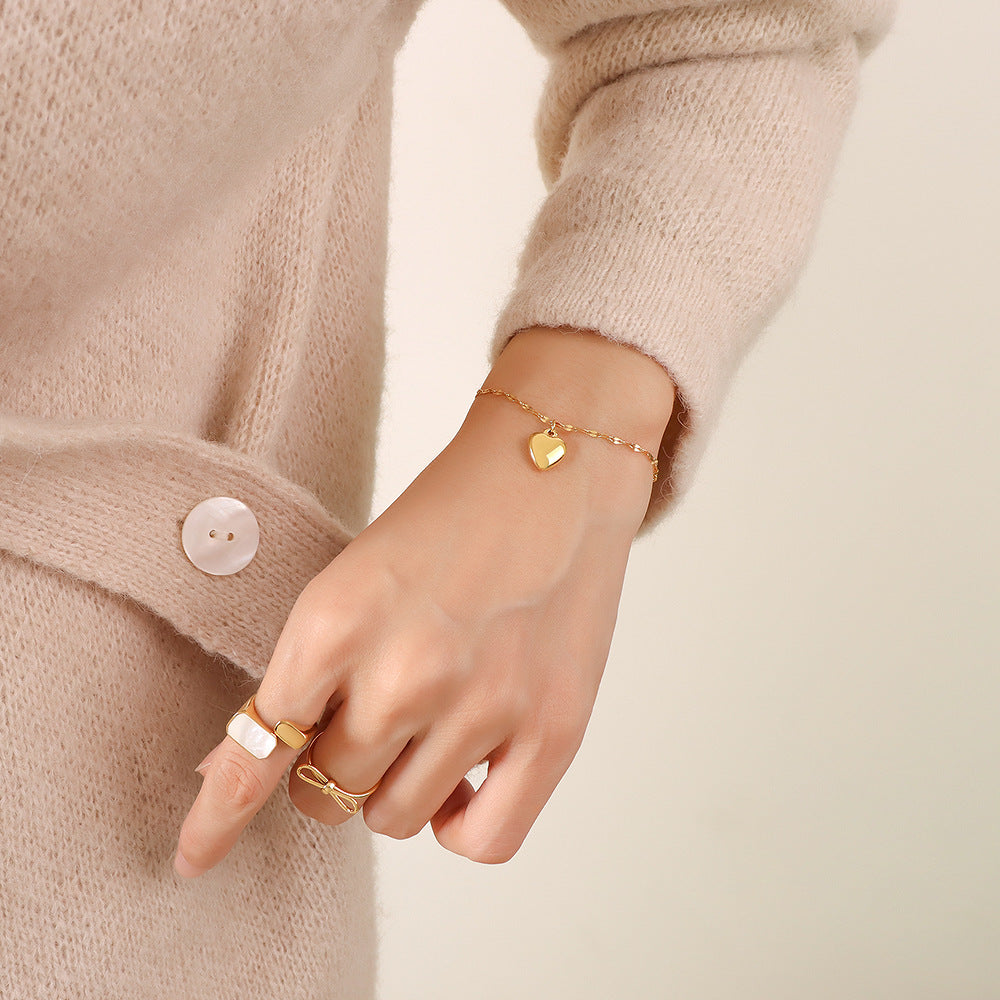 Pastoral Xiaoxiangfeng Fashion Versatile Peach Heart Love Pendant Bracelet Campus Girl Heart Small Fresh Jewelry 99