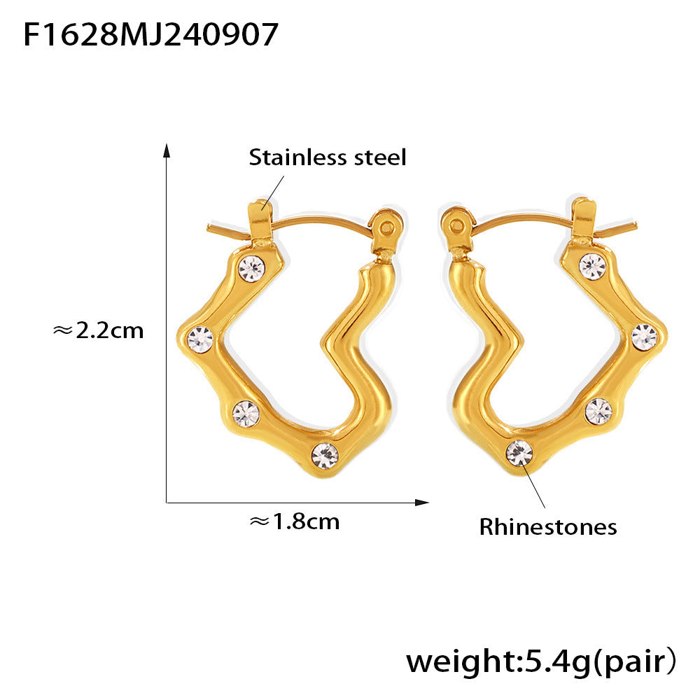 Niche heart-shaped imitation pearl earrings stainless steel 18k gold-plated light luxury stud earrings simple earrings spot women