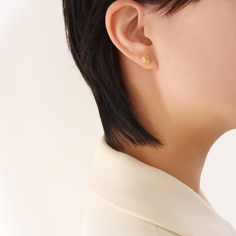 Minimalist titanium steel gold-plated rose flower stud earrings, small fragrance, cute and versatile niche design earrings, jewelry, women's 99