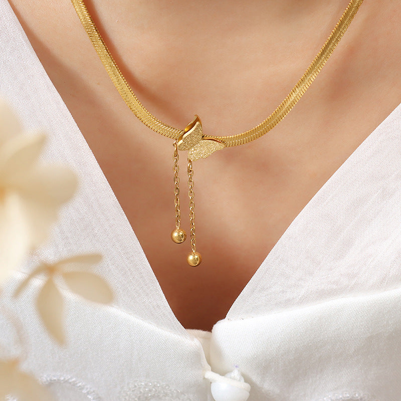 Blade chain frosted butterfly tassel steel ball sexy necklace Mori elegant temperament niche personalized jewelry P513